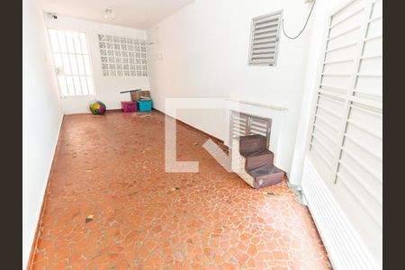 Casa para alugar com 135m², 3 quartos e 1 vaga Casa para alugar com 135m², 3 quartos e 1 vagaGaragem