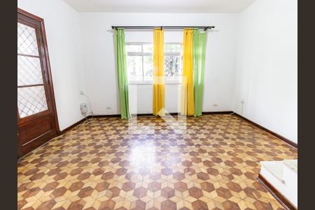 Sala de casa para alugar com 3 quartos, 135m² em Vila Bertioga, São Paulo