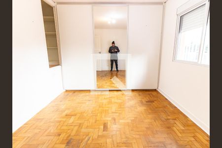 Quarto 2 de casa para alugar com 3 quartos, 135m² em Vila Bertioga, São Paulo
