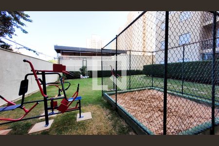 Apartamento para alugar com 55m², 2 quartos e 1 vaga Apartamento para alugar com 55m², 2 quartos e 1 vagaÁrea comum - Playground