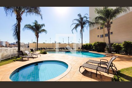 Apartamento para alugar com 55m², 2 quartos e 1 vaga Apartamento para alugar com 55m², 2 quartos e 1 vagaÁrea comum - Piscina
