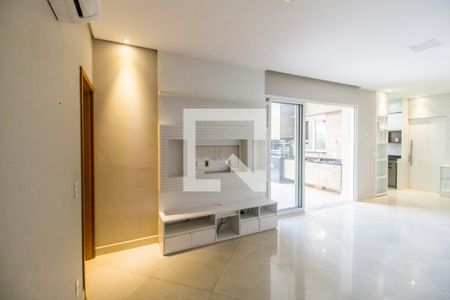 Sala de TV de apartamento à venda com 2 quartos, 174m² em Tamboré, Santana de Parnaíba