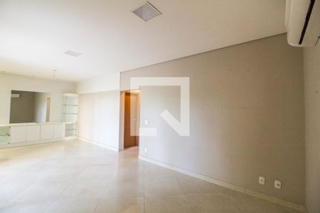 Sala de TV de apartamento à venda com 2 quartos, 174m² em Tamboré, Santana de Parnaíba