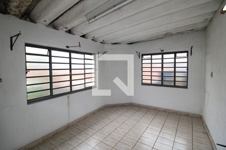 Casa à venda com 250m², 3 quartos e 2 vagasÁrea de Serviço - Quarto 2