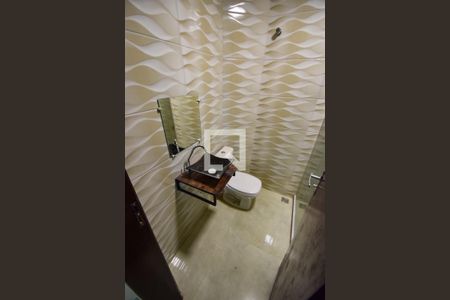 Casa de condomínio à venda com 180m², 2 quartos e sem vagaBanheiro do Quarto 2 (Suíte)