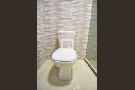 Casa de condomínio à venda com 180m², 2 quartos e sem vagaBanheiro Social