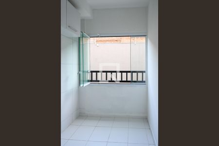 Apartamento para alugar com 33m², 2 quartos e sem vagaArea de Serviço