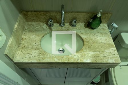 Apartamento à venda com 83m², 2 quartos e 1 vaga Apartamento à venda com 83m², 2 quartos e 1 vagaBanheiro da suite 2