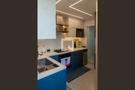 Apartamento à venda com 83m², 2 quartos e 1 vaga Apartamento à venda com 83m², 2 quartos e 1 vagaCozinha - Armários