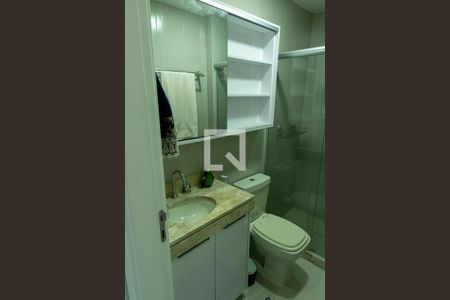 Apartamento à venda com 83m², 2 quartos e 1 vaga Apartamento à venda com 83m², 2 quartos e 1 vagaBanheiro da suite 2