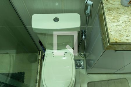 Apartamento à venda com 83m², 2 quartos e 1 vaga Apartamento à venda com 83m², 2 quartos e 1 vagaBanheiro da Suite 1