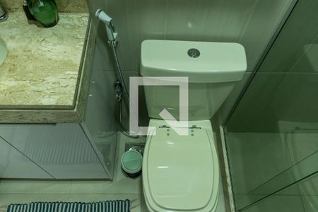 Apartamento à venda com 83m², 2 quartos e 1 vaga Apartamento à venda com 83m², 2 quartos e 1 vagaBanheiro da suite 2