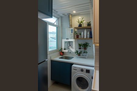 Apartamento à venda com 83m², 2 quartos e 1 vaga Apartamento à venda com 83m², 2 quartos e 1 vagaÁrea de serviço
