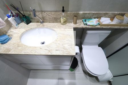 Apartamento à venda com 68m², 2 quartos e 1 vagaDetalhe Banheiro 2