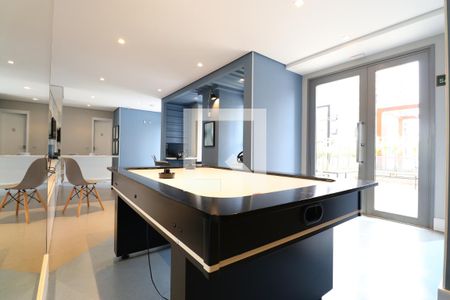 Apartamento à venda com 68m², 2 quartos e 1 vagaÁrea comum