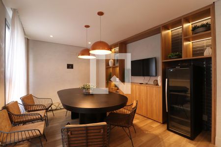 Apartamento à venda com 68m², 2 quartos e 1 vagaÁrea gourmet