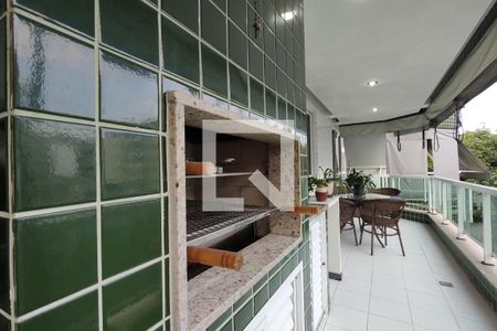 Apartamento à venda com 110m², 4 quartos e 2 vagasChurrasqueira