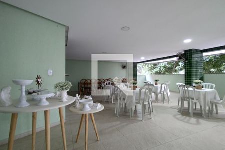 Apartamento à venda com 110m², 4 quartos e 2 vagasÁrea comum - Salão de festas