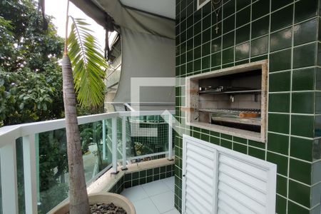 Apartamento à venda com 110m², 4 quartos e 2 vagasChurrasqueira