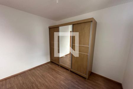 Dormitório 01 de apartamento para alugar com 2 quartos, 43m² em Loteamento Santa Marta, Ribeirão Preto