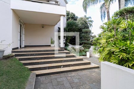 Casa à venda com 1000m², 6 quartos e 9 vagasEntrada