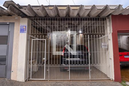 Casa à venda com 130m², 2 quartos e 1 vagaFachada
