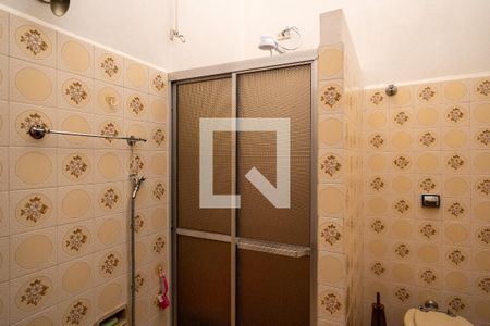 Casa à venda com 130m², 2 quartos e 1 vagaBanheiro