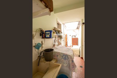 Casa à venda com 130m², 2 quartos e 1 vagaÁrea de Serviço