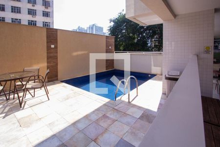 Apartamento à venda com 80m², 2 quartos e 1 vaga Apartamento à venda com 80m², 2 quartos e 1 vagaÁrea comum - Piscina