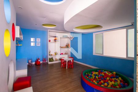 Apartamento à venda com 80m², 2 quartos e 1 vaga Apartamento à venda com 80m², 2 quartos e 1 vagaBrinquedoteca