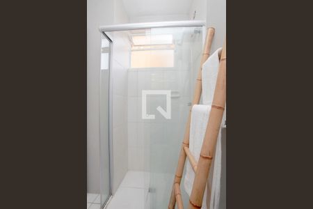 Apartamento para alugar com 90m², 2 quartos e sem vagaBanheiro
