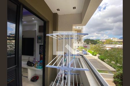 Apartamento à venda com 65m², 2 quartos e sem vaga Apartamento à venda com 65m², 2 quartos e sem vagaVaranda da Sala