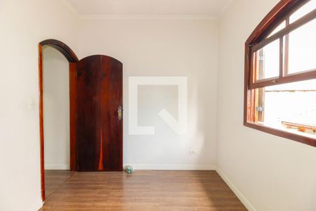 Casa à venda com 100m², 2 quartos e 1 vagaQuarto