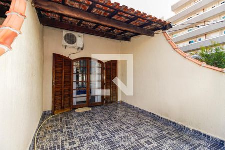 Casa à venda com 100m², 2 quartos e 1 vagaVaranda