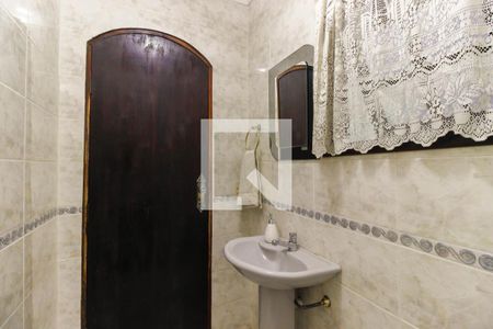 Casa à venda com 100m², 2 quartos e 1 vagaLavabo