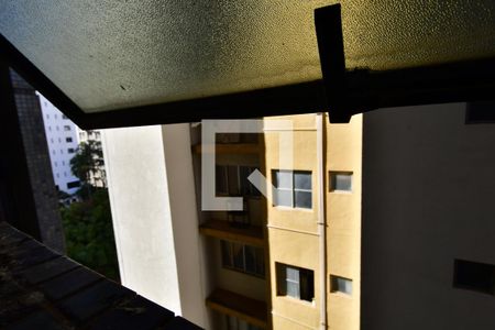 Apartamento à venda com 86m², 3 quartos e 1 vagaBanheiro de serviço - Vista
