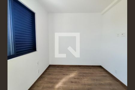 Apartamento à venda com 122m², 3 quartos e 3 vagas Apartamento à venda com 122m², 3 quartos e 3 vagasQuarto 2