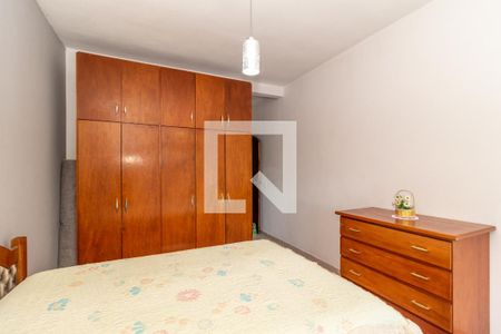 Casa à venda com 100m², 2 quartos e 2 vagasQuarto 1 (Suíte)