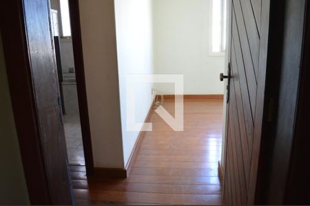 Casa para alugar com 400m², 5 quartos e 3 vagasCorredor