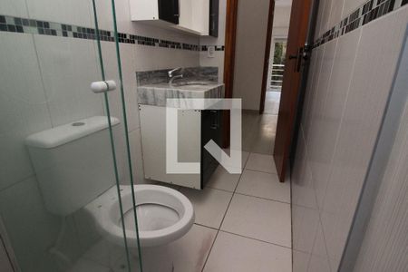 Casa de condomínio para alugar com 101m², 3 quartos e 1 vaga Casa de condomínio para alugar com 101m², 3 quartos e 1 vagaBanheiro