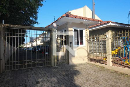 Casa de condomínio para alugar com 101m², 3 quartos e 1 vaga Casa de condomínio para alugar com 101m², 3 quartos e 1 vagaFachada e portaria