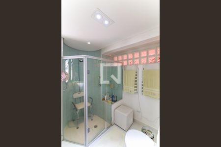 Apartamento à venda com 177m², 3 quartos e 3 vagasBanheiro do Quarto 2