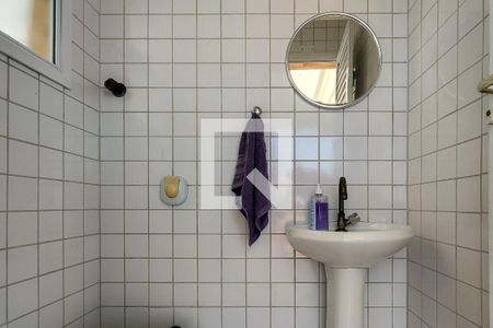 Apartamento para alugar com 350m², 4 quartos e 3 vagas Apartamento para alugar com 350m², 4 quartos e 3 vagasLavabo