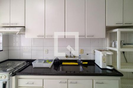 Apartamento para alugar com 350m², 4 quartos e 3 vagas Apartamento para alugar com 350m², 4 quartos e 3 vagasCozinha