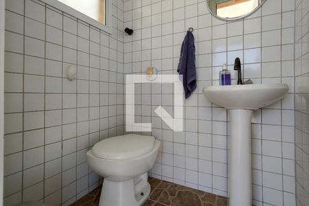 Apartamento para alugar com 350m², 4 quartos e 3 vagas Apartamento para alugar com 350m², 4 quartos e 3 vagasLavabo