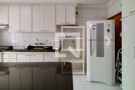 Apartamento para alugar com 350m², 4 quartos e 3 vagas Apartamento para alugar com 350m², 4 quartos e 3 vagasCozinha