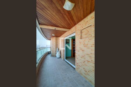 Apartamento para alugar com 350m², 4 quartos e 3 vagas Apartamento para alugar com 350m², 4 quartos e 3 vagasSacada