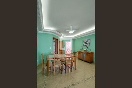 Apartamento para alugar com 350m², 4 quartos e 3 vagas Apartamento para alugar com 350m², 4 quartos e 3 vagasSala