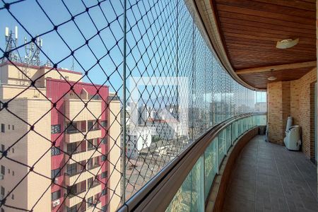 Apartamento para alugar com 350m², 4 quartos e 3 vagas Apartamento para alugar com 350m², 4 quartos e 3 vagasSacada