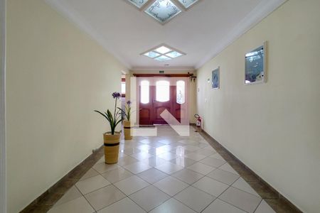 Apartamento para alugar com 350m², 4 quartos e 3 vagas Apartamento para alugar com 350m², 4 quartos e 3 vagasHall de entrada